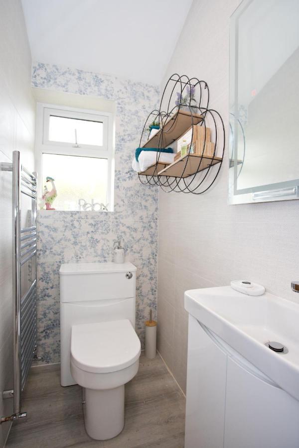 The Bearded Goat Den - A Rural Retreat At This Modern Holiday Cottage Saint Leonards Luaran gambar