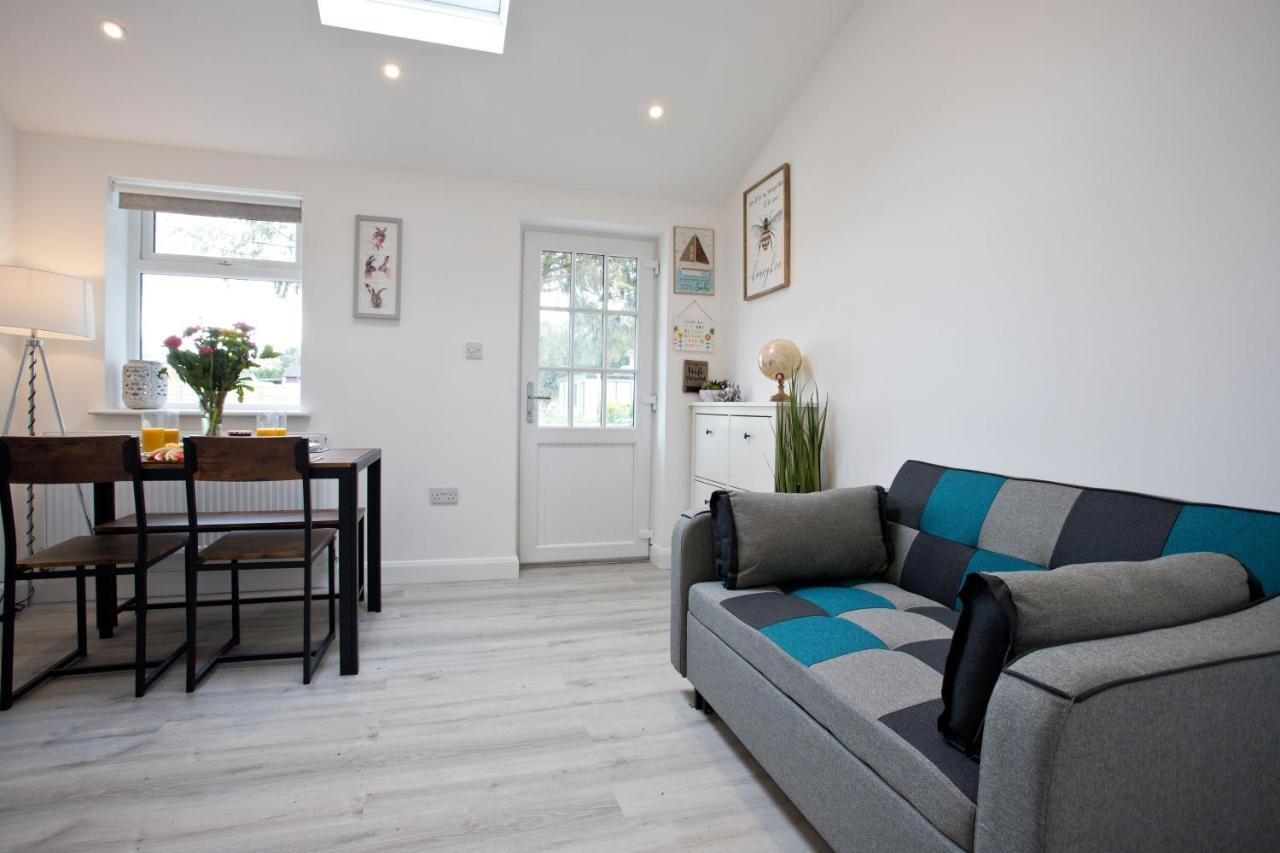 The Bearded Goat Den - A Rural Retreat At This Modern Holiday Cottage Saint Leonards Luaran gambar